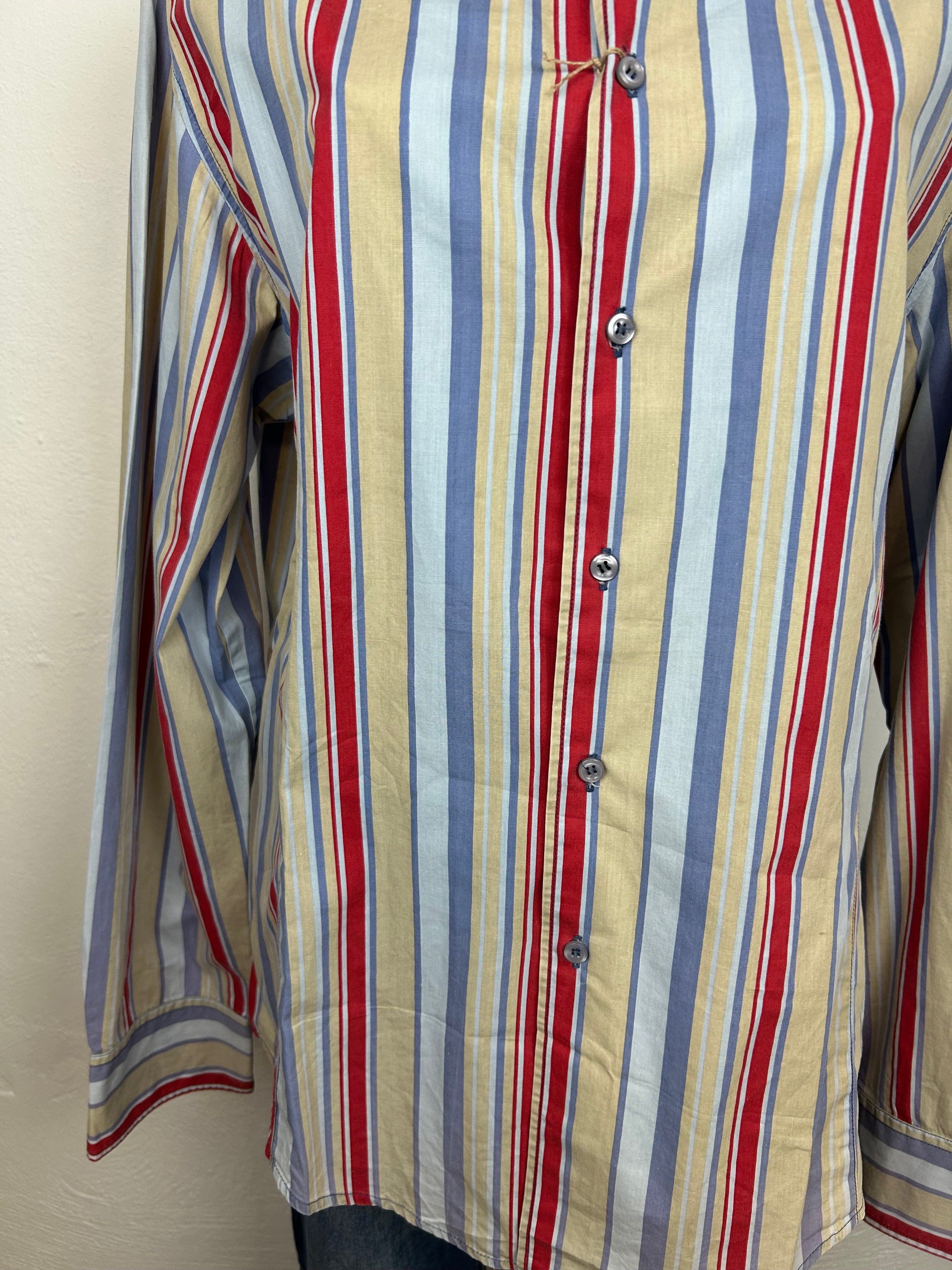 Vintage ριγέ πουκάμισο με κόκκινες, μπλε και μπεζ ρίγες