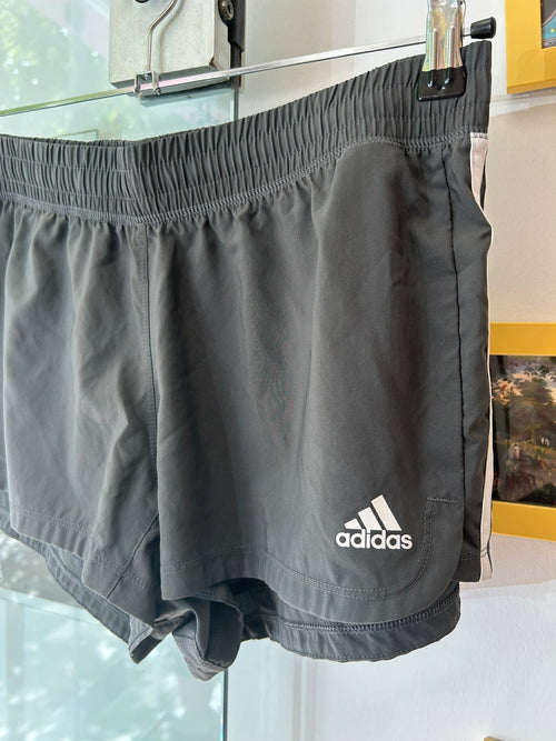 Adidas Aeroready Shorts - μπροστά