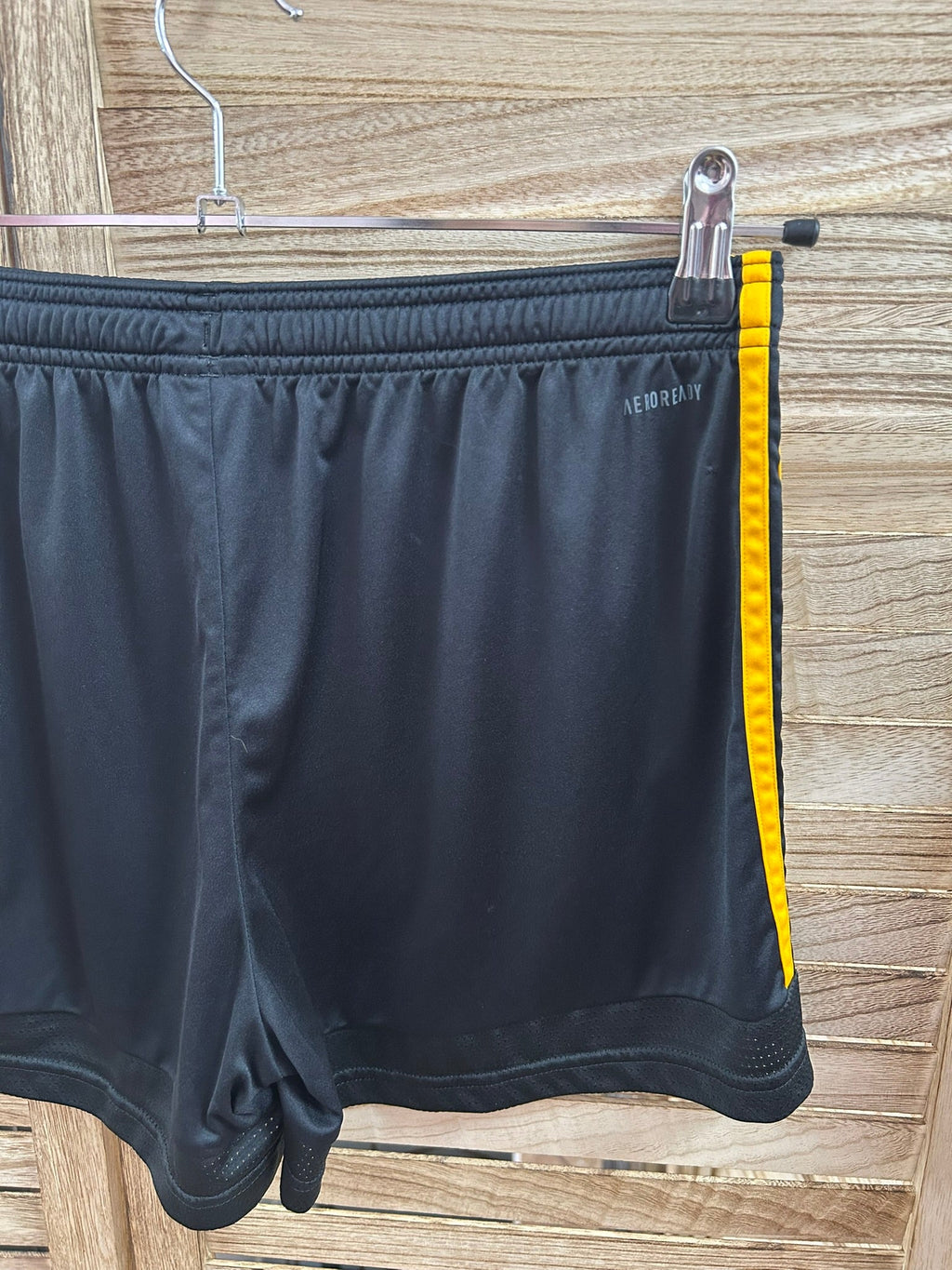 Adidas Aeroready Shorts Μαύρο Κίτρινο - πίσω