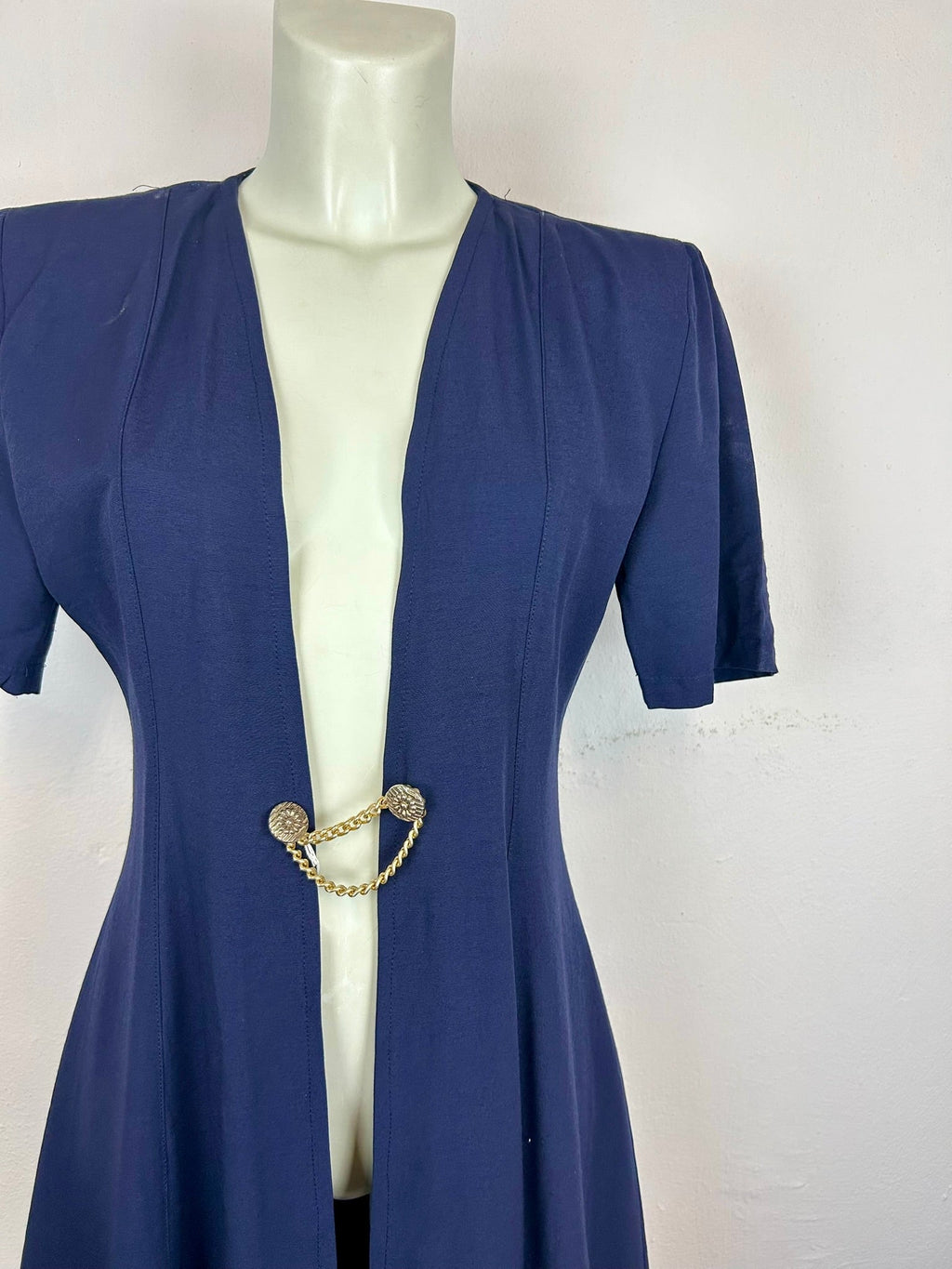 Vintage Navy Blue Cardigan - λεπτομέρεια κούμπωμα 2