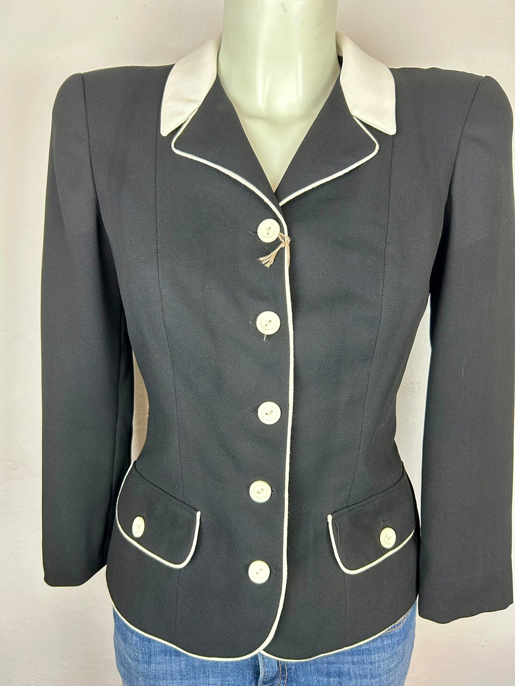 Vintage Navy Blazer - λεπτομέρεια μπροστά