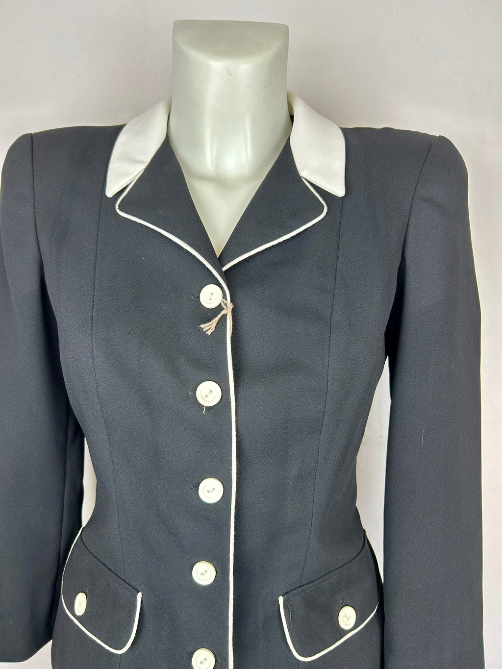 Vintage Navy Blazer - λεπτομέρεια γιακάς