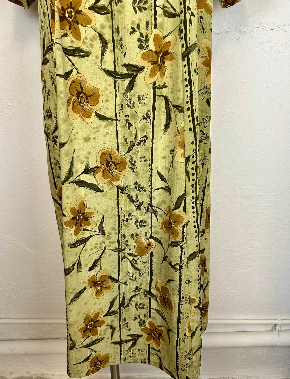 Vintage 70s φλοράλ midi φόρεμα - 3/4 όψη