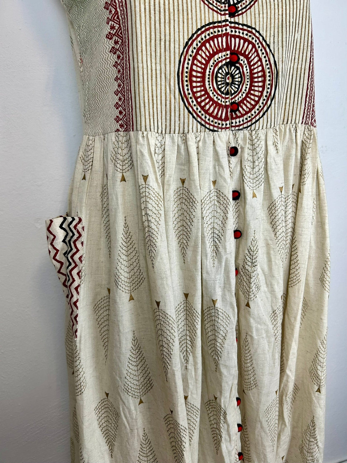 Vintage boho maxi φόρεμα - λεπτομέρεια μπούστου και mandala