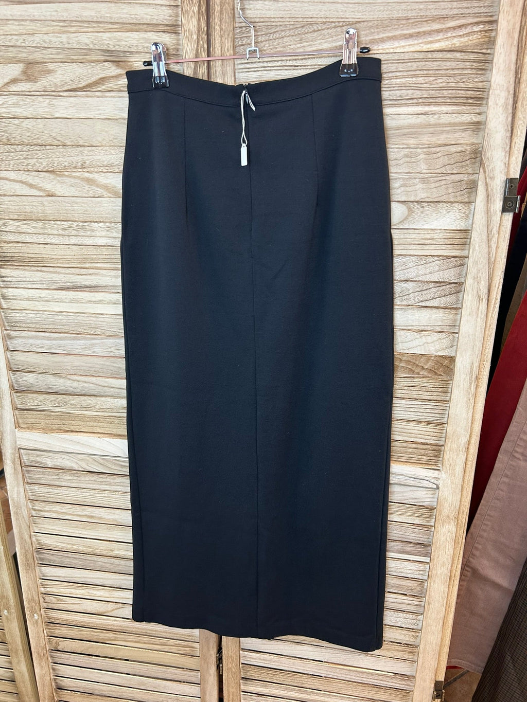 Vintage Maxi Φούστα Μαύρη - πίσω όψη με ετικέτα