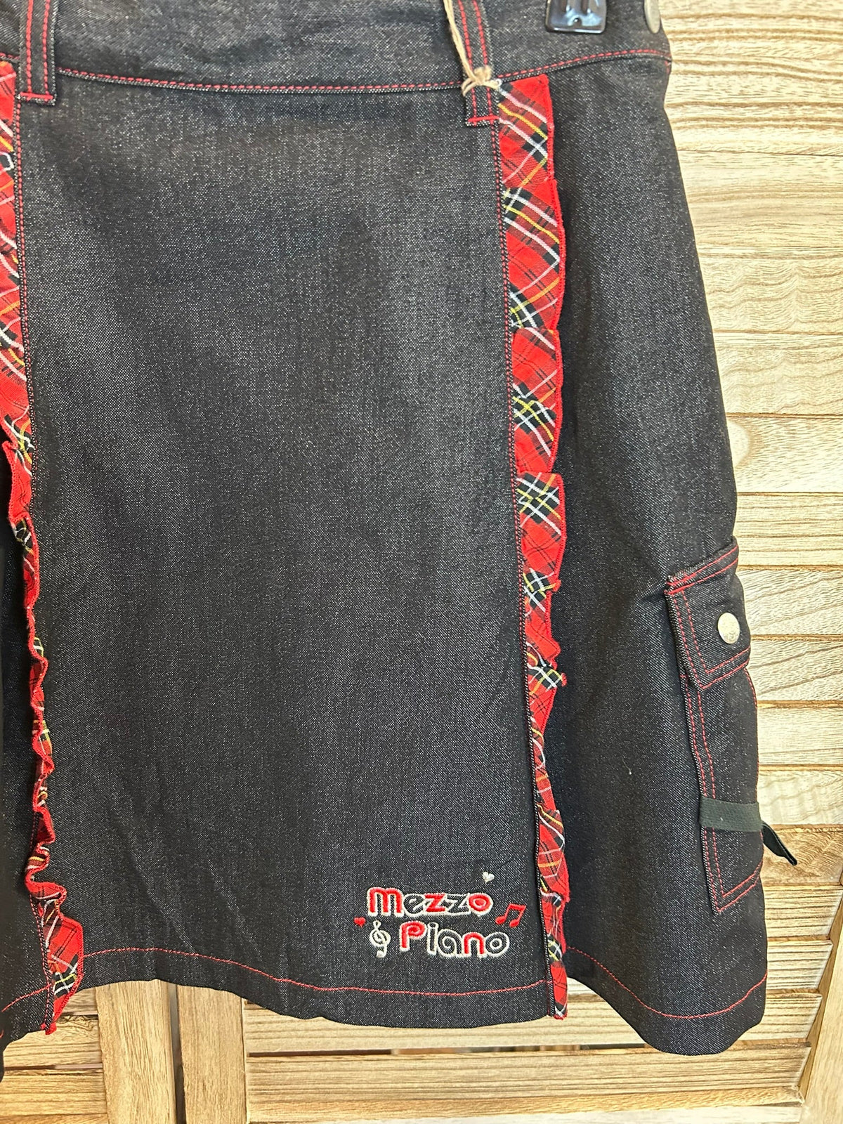 Mezzo Piano denim mini φούστα - λεπτομέρεια tartan ruffle και logo κέντημα