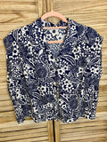 Vintage navy floral μπλούζα — ολόσωμη μπροστινή όψη