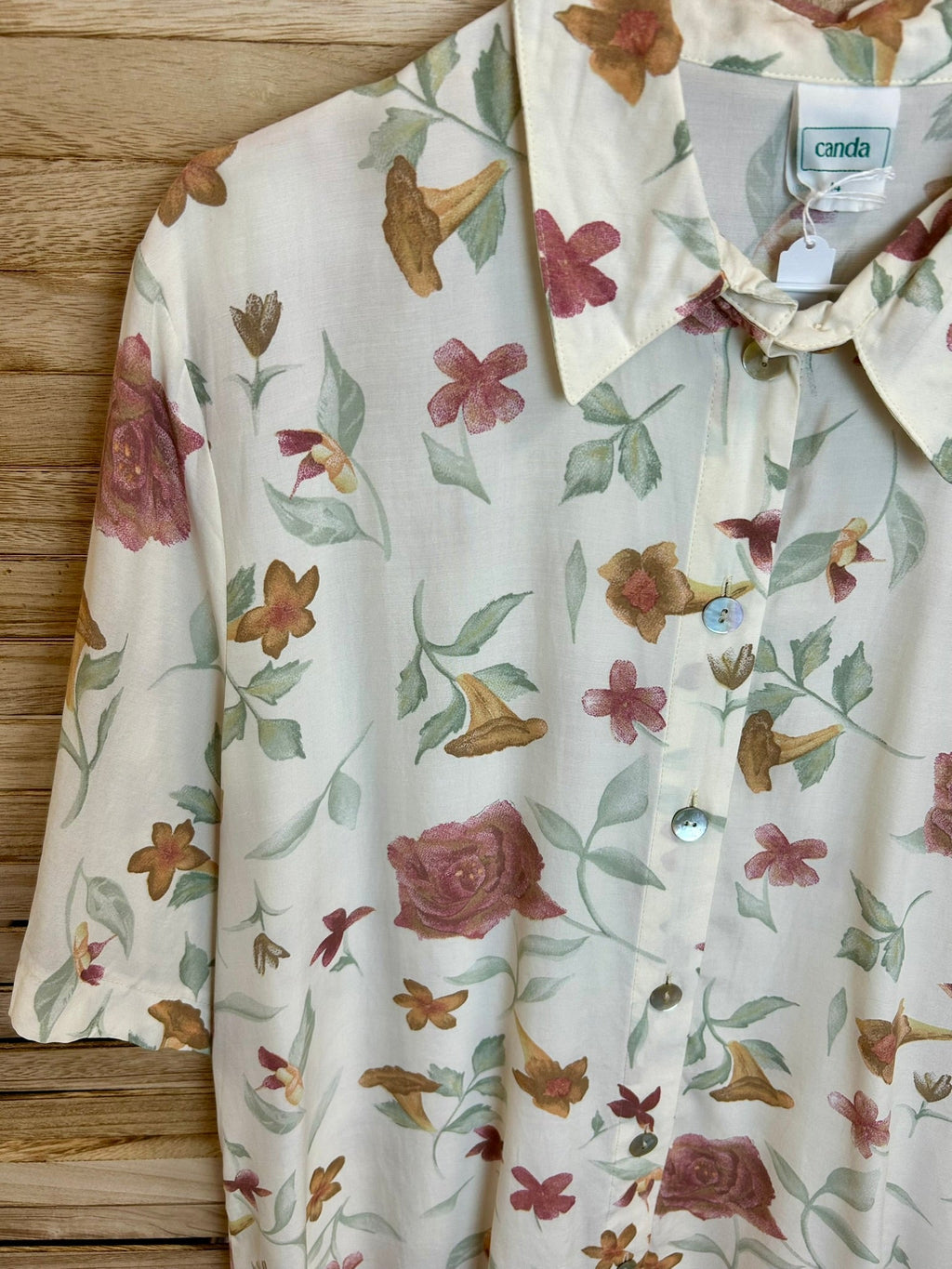 Vintage floral μπλούζα Canda - μπροστά λεπτομέρεια με ετικέτα