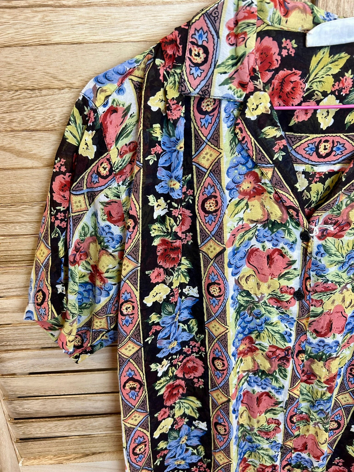 Vintage πουκάμισο μαύρο floral print - ολόσωμη μπροστινή όψη