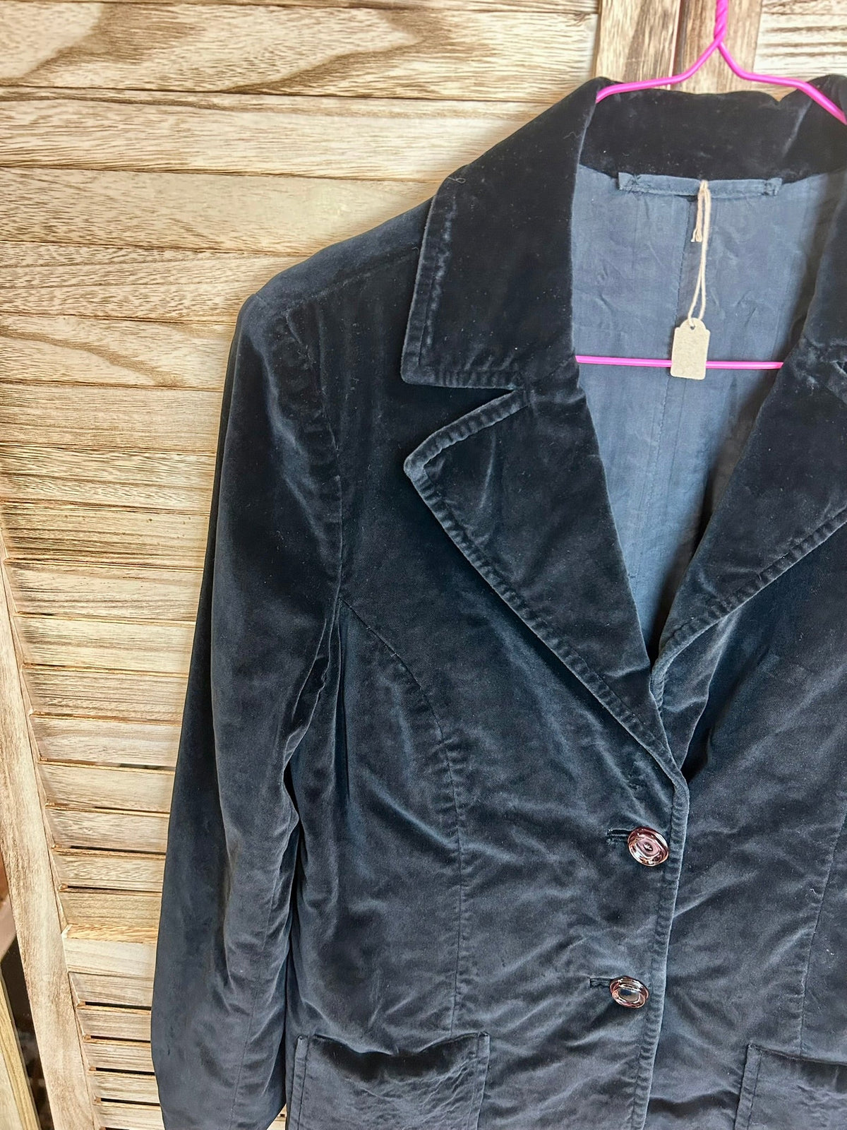 Vintage βελούδινο blazer σκούρο μπλε - λεπτομέρεια γιακά και κουμπιών