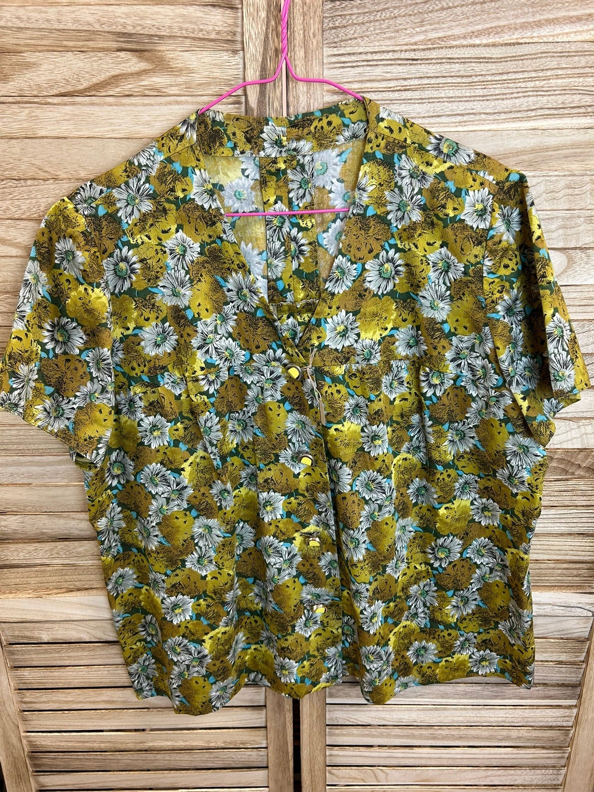 Vintage floral μπλούζα - κοντινή λεπτομέρεια