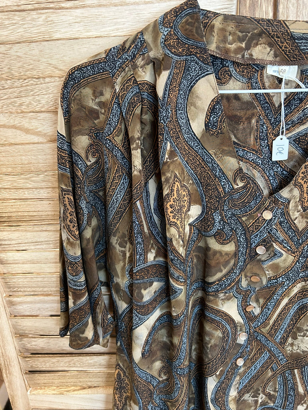 Vintage paisley μπλούζα - λεπτομέρεια μανικιών και γιακά