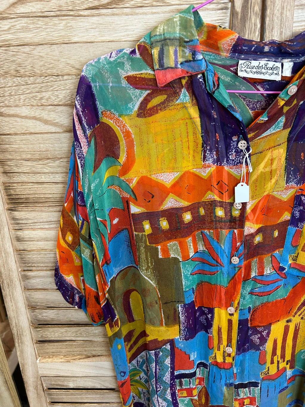 Rue des Écoles vintage shirt - λεπτομέρεια κολαράκι και print πάνω μέρος