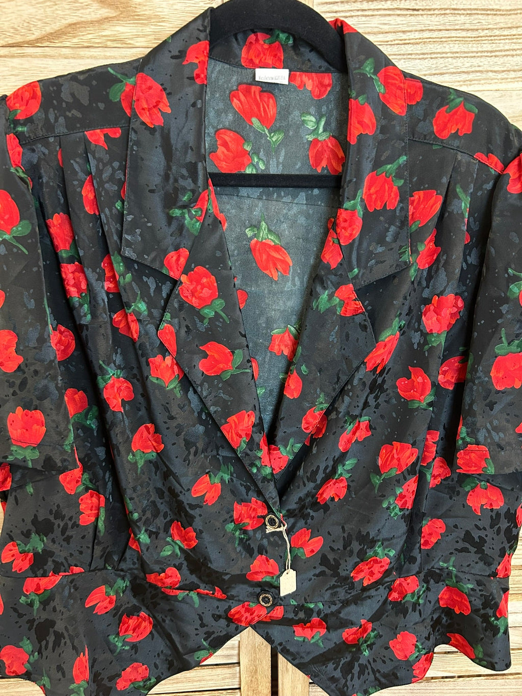Vintage rose print μπλούζα - λεπτομέρεια print και κουμπιών