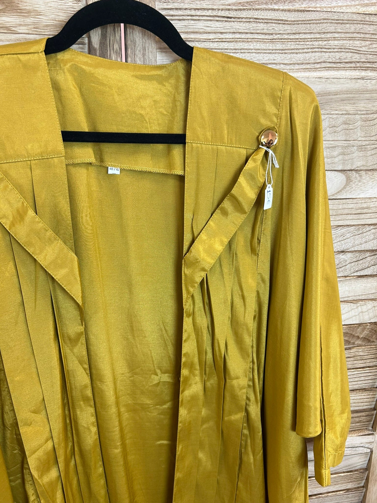 Vintage κίτρινο σατέν κιμονό jacket πίσω