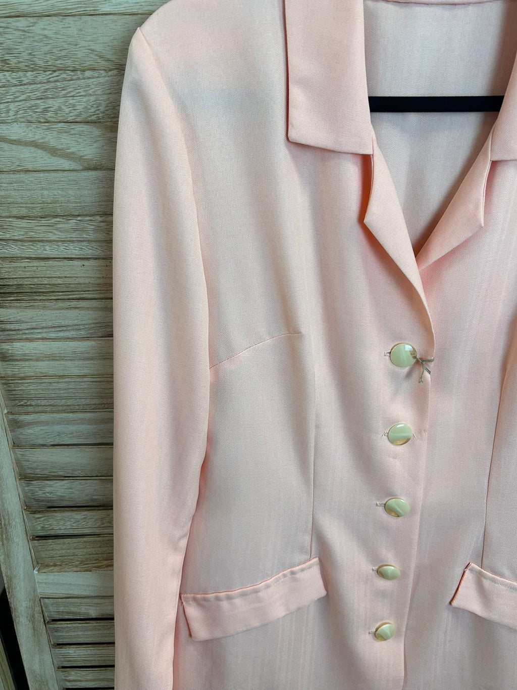 Vintage ροζ blazer πλαϊνή λεπτομέρεια